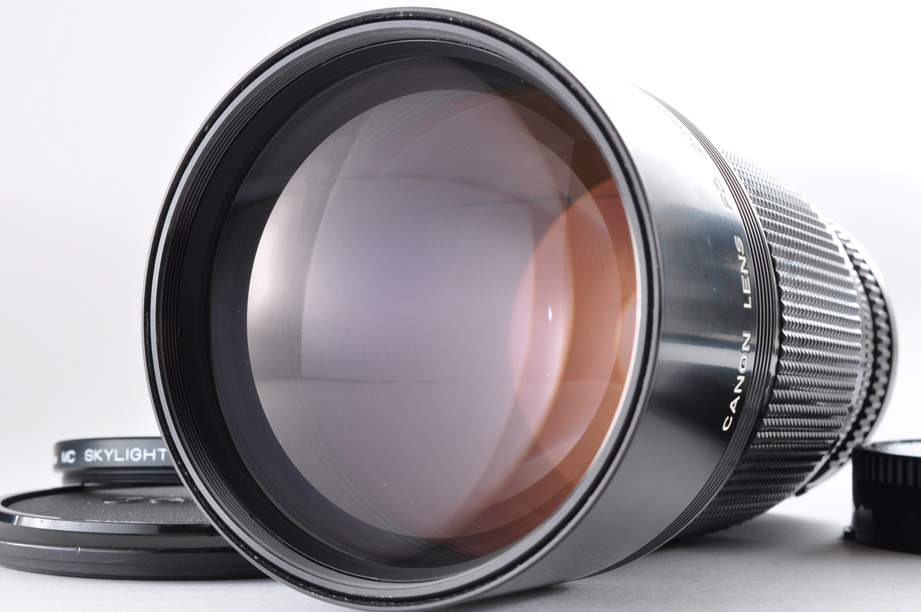 Canon FD 200mm F/2.8 Lens Review - A Case for Legacy